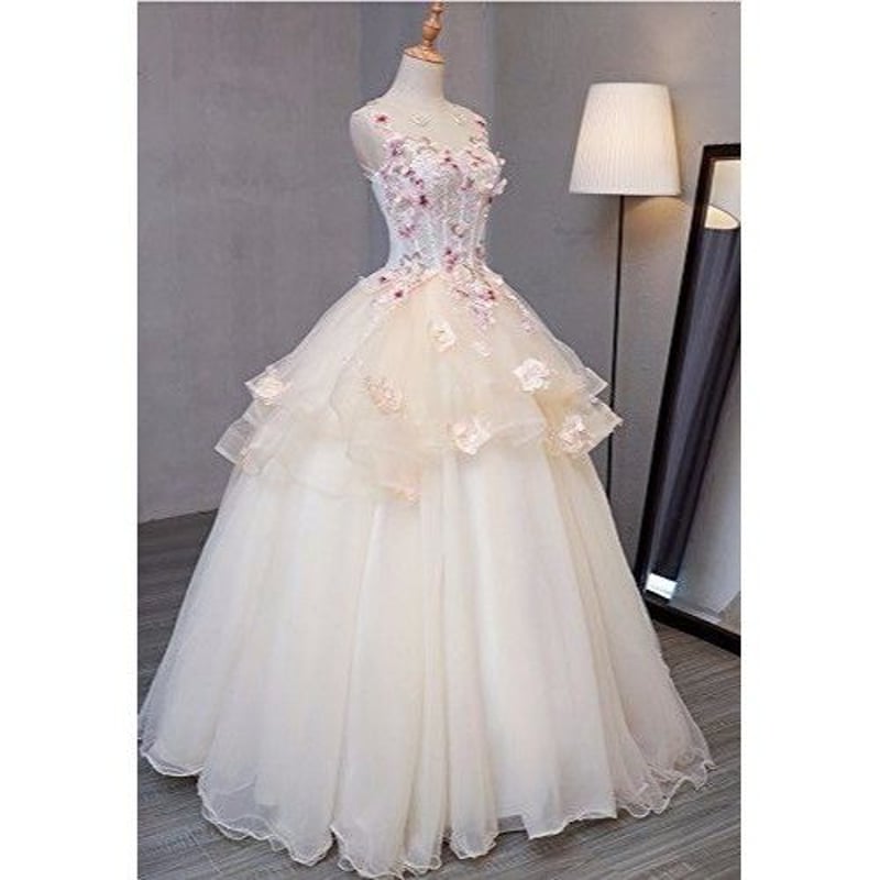 シャンパン色　ウェディング　ドレス 華やか カラードレス 薄シャンパンの色 キラキラチュール プリンセス