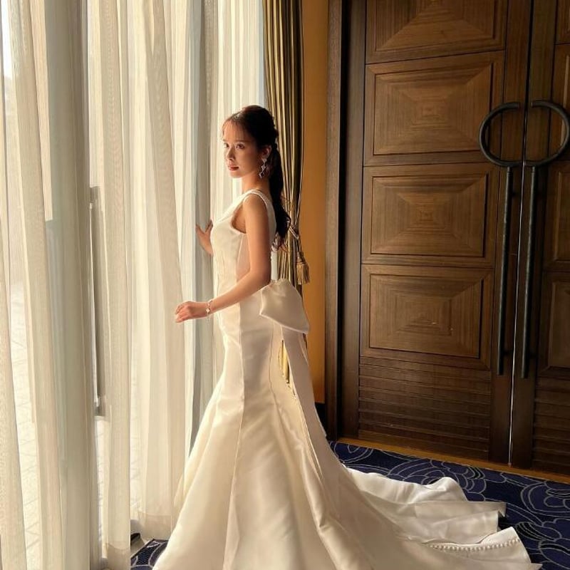 パーティードレス ふっくら柔らかなバックリボン ノースリーブ くるみ  