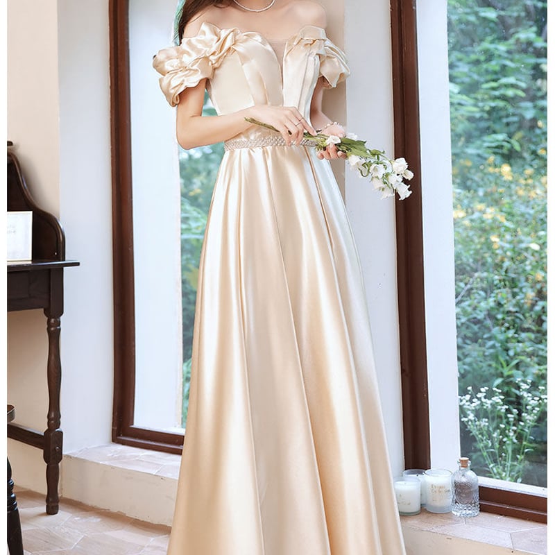 大好評中！ パーティードレス シャンパン色 オフショルダー 光沢サテン  
