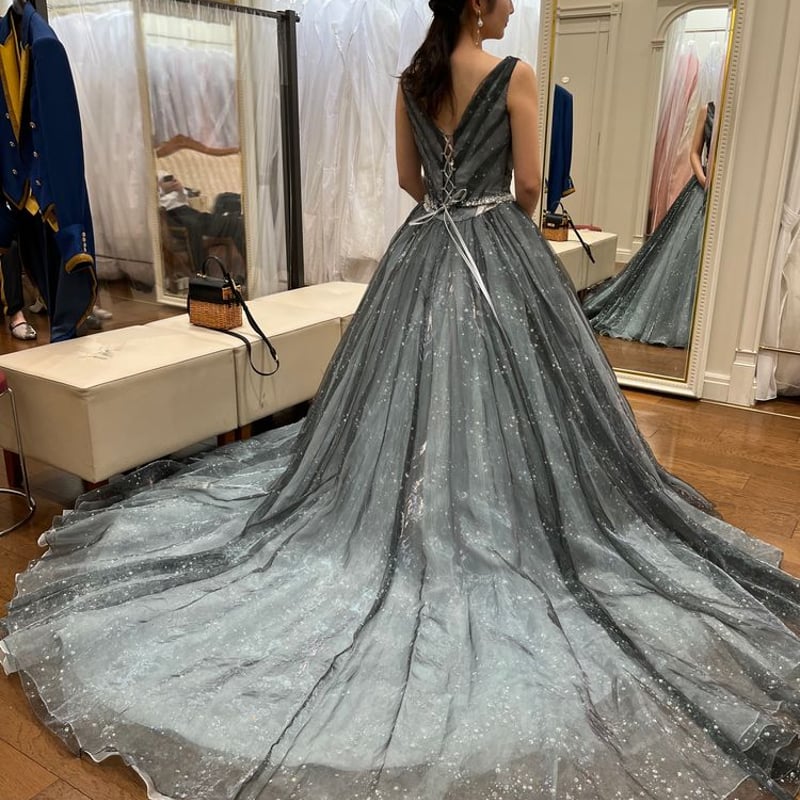 カラードレス グレー Vネックドレス フレンチスリーブ ふわふわドレス  