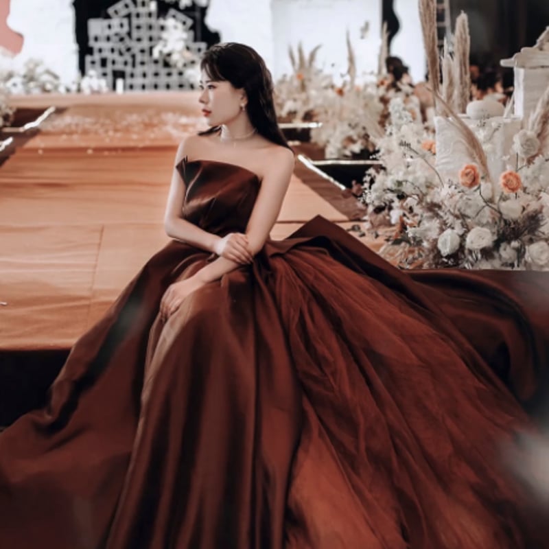 人気上昇！ カラードレス コーヒーの色 ベアトップ ビスチェ 前撮り  