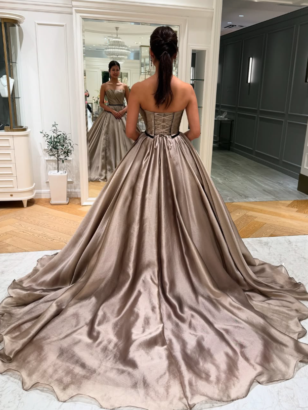 カラードレス ブラウン 上質オーガンジー 編み上げ 華やかな