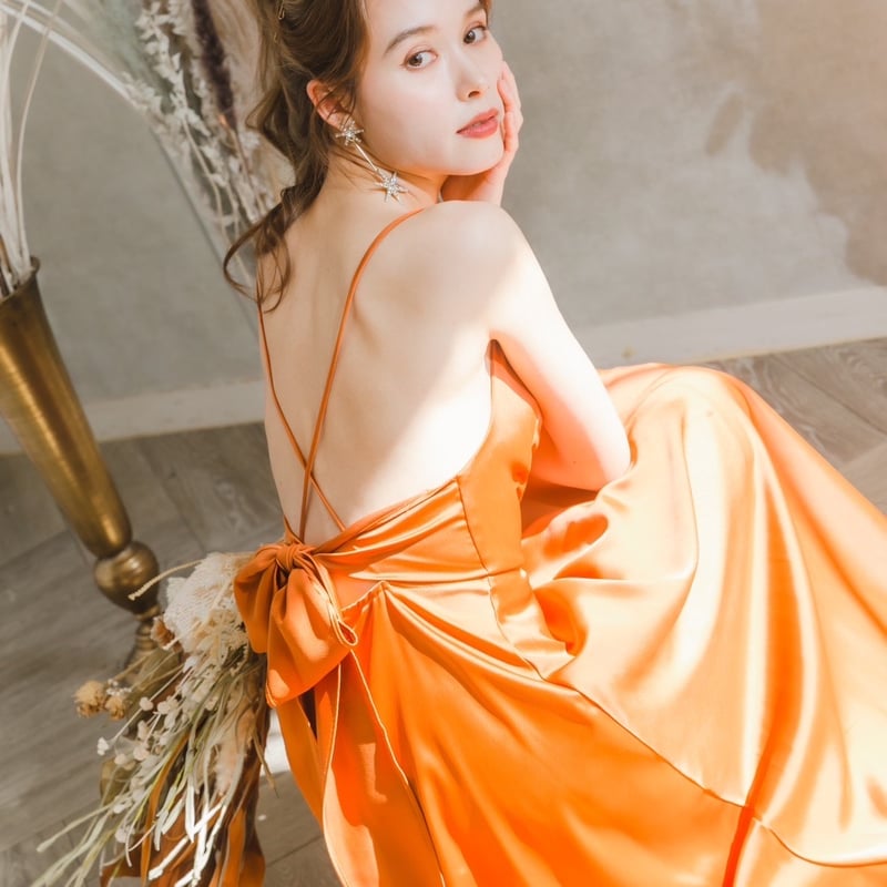 パーティードレス テラコッタ色 キャミソール ミディアムドレス ミモレ  