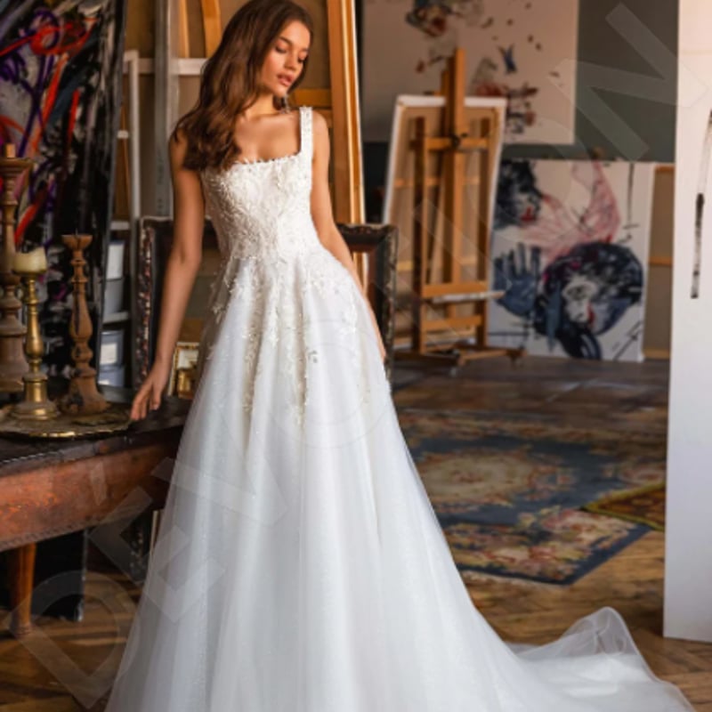 美品！ ウエディングドレス ソフトチュール リーフ刺繍 キャミソール  