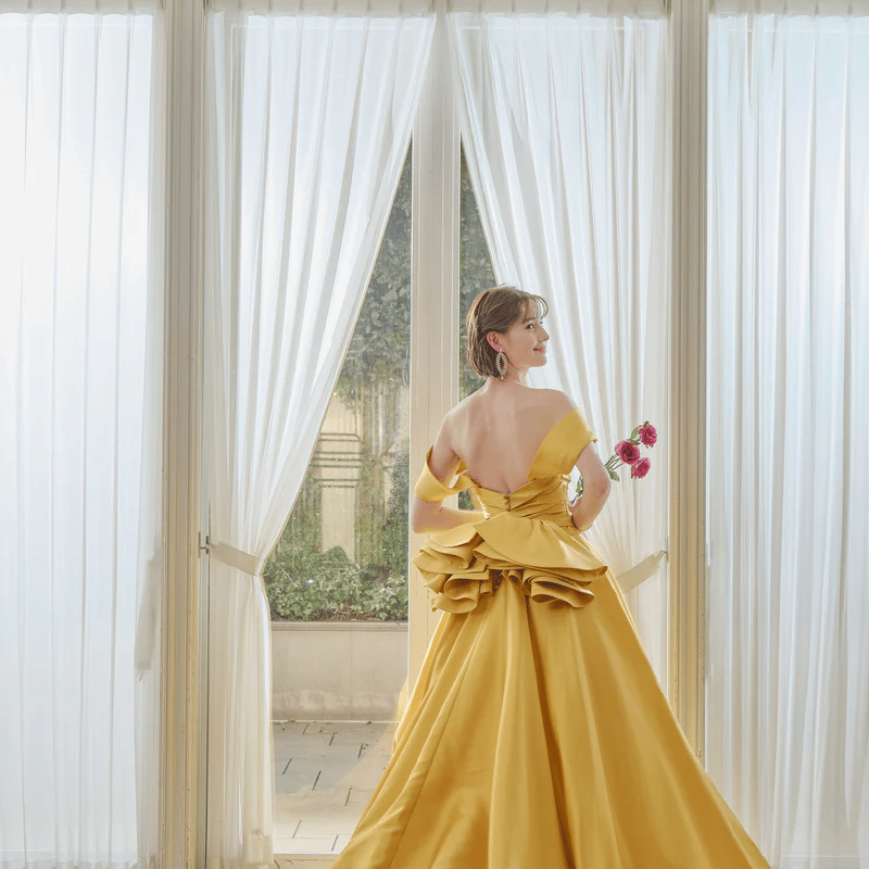 スカートシルエットフレア[1点限定] プリンセス風　カラードレス　　　　　　バックリボンデザイン