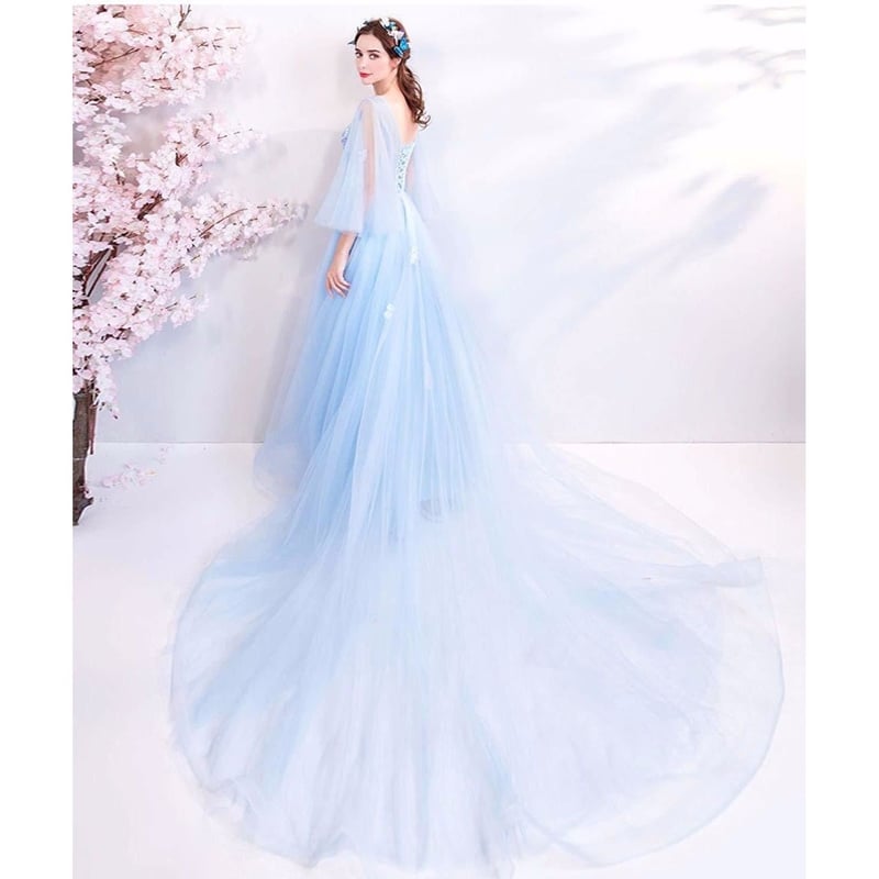 水色刺繍ロングドレス 花柄 ブルー 刺繍 ロング丈 豪華 袖あり 演出服 結婚式ドレス レース