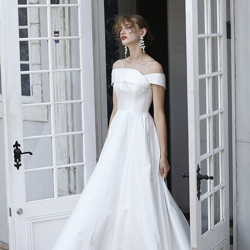 スタイリッシュ モード クラシカル アンティーク Aライン オフ  