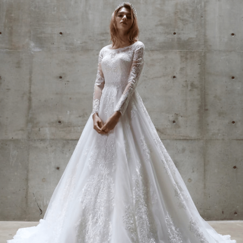 高品質！ ウエディングドレ 流れる透け花レース フレンチスリーブ 花嫁 