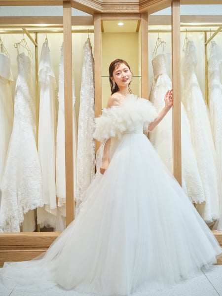 白ウェディングドレスシャー太翠バングル 白婚纱バングル 縦横無尽