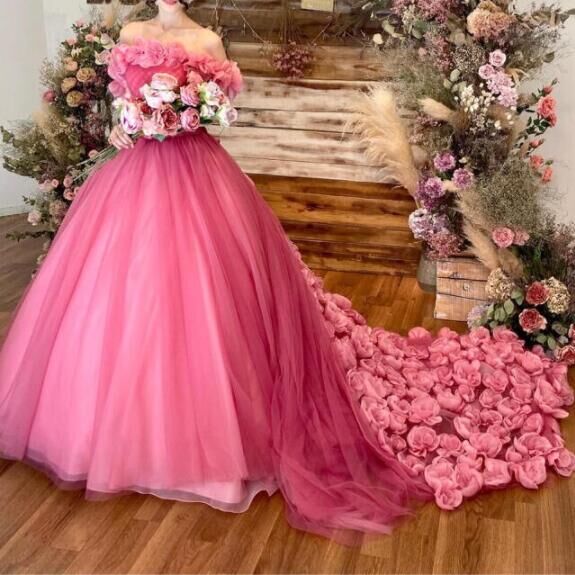 高品質！   カラードレス    ピンク   ベアトップ  花びら付き  結婚式