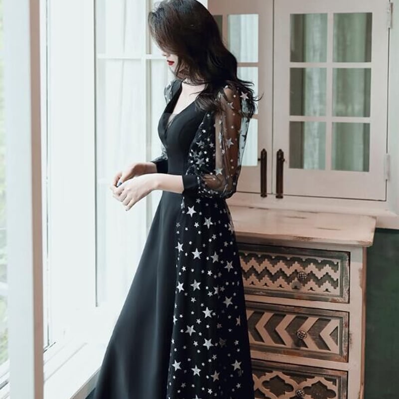 上品！ パーティードレス 黒 Vネックドレス 上品透け袖 ロング