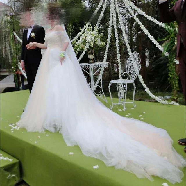 2色の柔らかいチュールウェディングドレス ドレスワンピース結婚式 