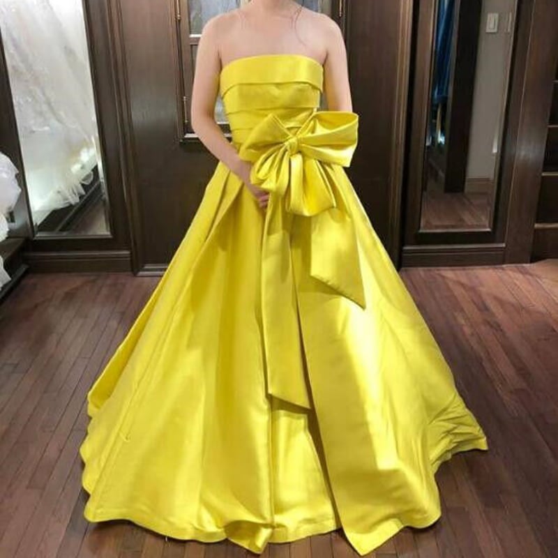 高品質！パーティードレス イエロー ベアトップ 光沢サテン 2次会/挙式  