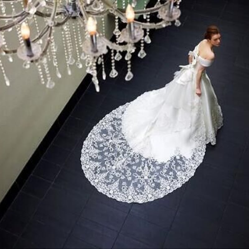 高品質！ウエディングドレス オフホワイト オフショル 3D立体レース  
