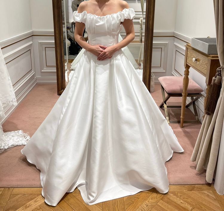 ウェディングドレス オフショルダー ストレッチ 披露宴/結婚式 ウェディングドレス オフショルダー ストレッチ 披露宴/結婚式