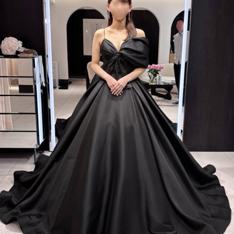 カラードレス ブラック 光沢サテン キャミソール ふっくら柔らかな
