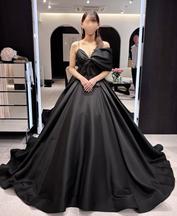 定価約8万円の品❗️ 編み上げリボン 光沢 ブラック タイトドレス 深スリット 楽天市場】500円OFF!ドレス 大人 ピアノ 発表会 ドレス 中学生 高校生