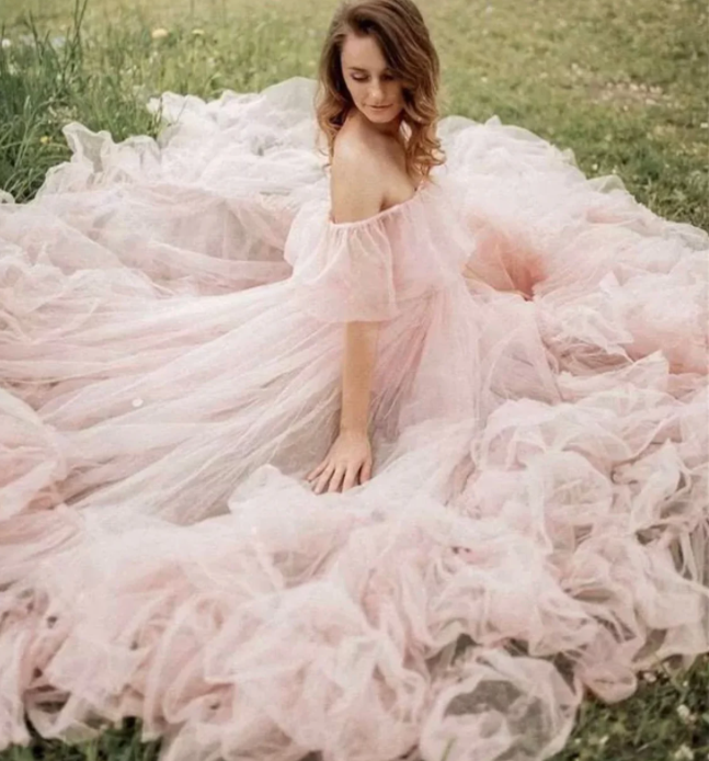 フォーマル/ドレス美品！ピンク カラードレス オフショルダー ソフトチュール 花嫁 前撮り