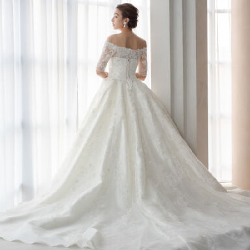 高品質！ウエディングドレス 繊細レース 短袖 オフショルダー フランス  