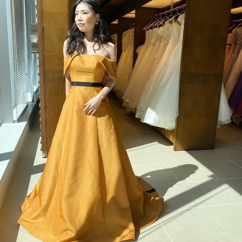 カラードレス イエロー オフショル サッシュベルト フランス風 憧れの  