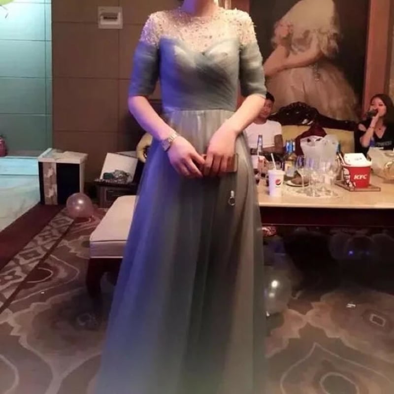絶妙なカラー 優しい印象ウェディングドレス ドレスワンピース結婚式 