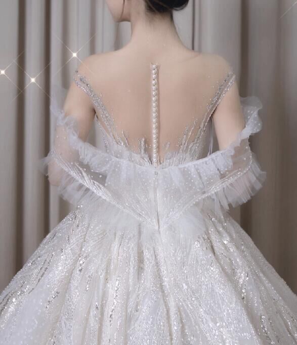 高品質！ウエディングドレス ホワイト オフショル プリンセス