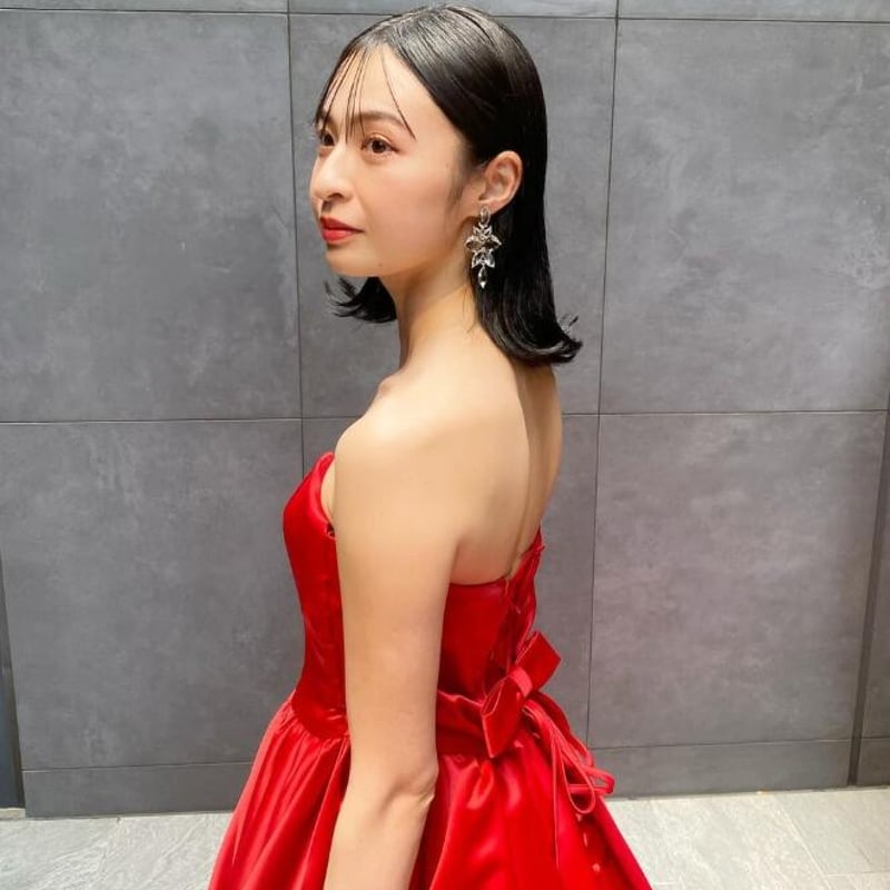 パーティードレス 赤 ビスチェドレス 派手な 光沢サテン 結婚式 | David