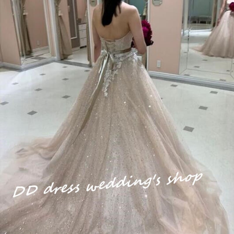 高品質！薄シャンパンの色 ベアトップ カラードレス キラキラ  