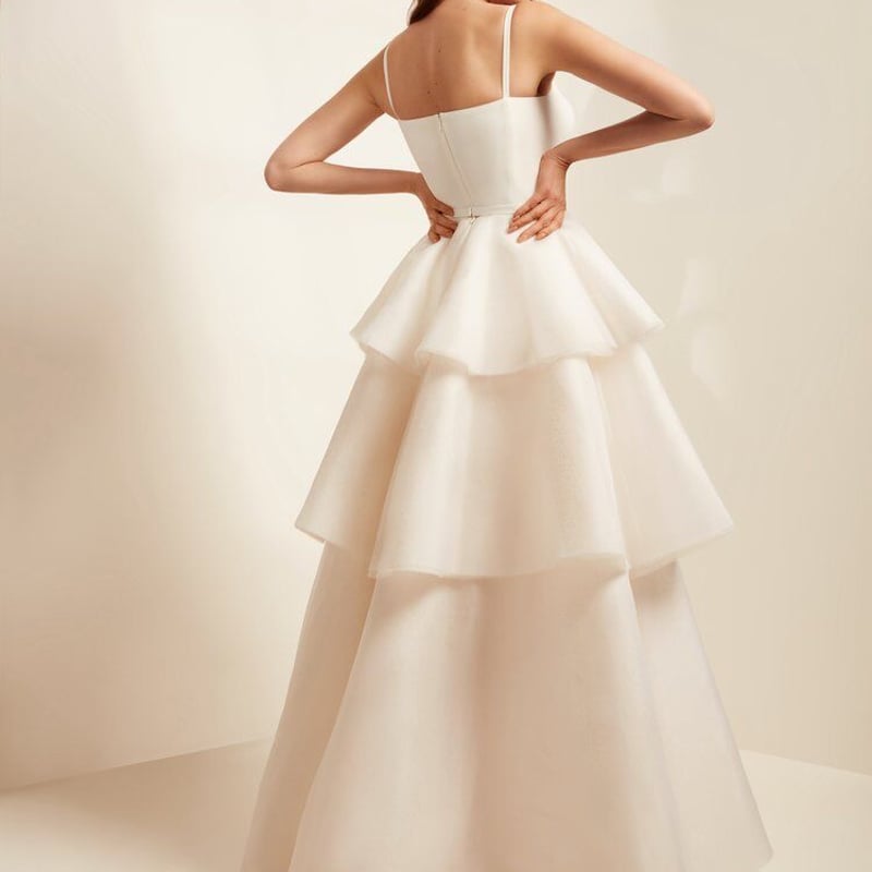 パーティードレス 柔らかく重ねたチュールスカート キャミソール  