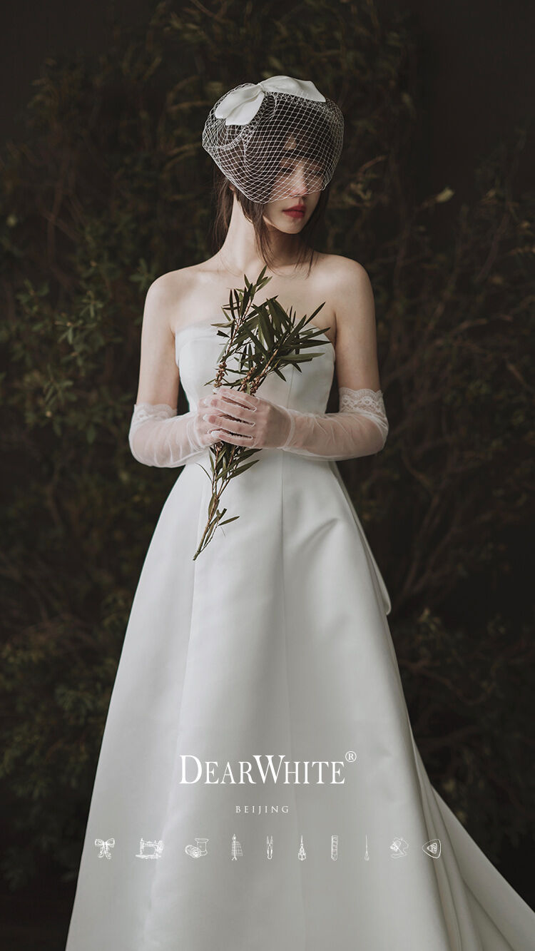 春夏用サテンベアトップウェディングドレス