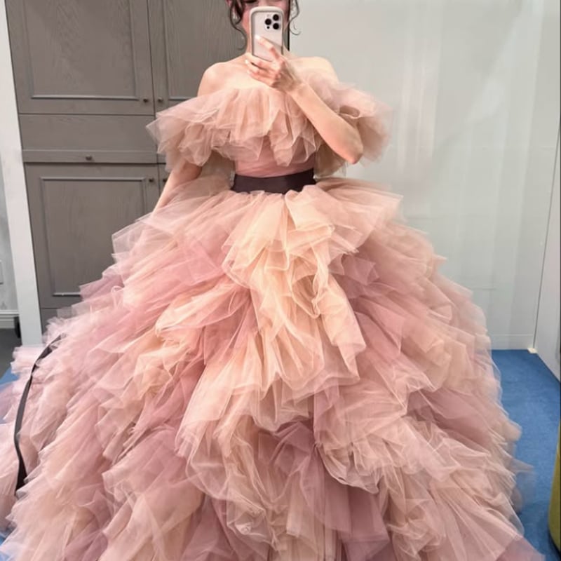 カラードレス ピンク オフショルダー サッシュベルト 華やかな