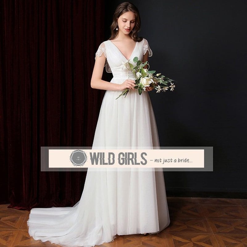 パーティードレス フリル袖 Vネック エレガント 細見えシルエット オフ  