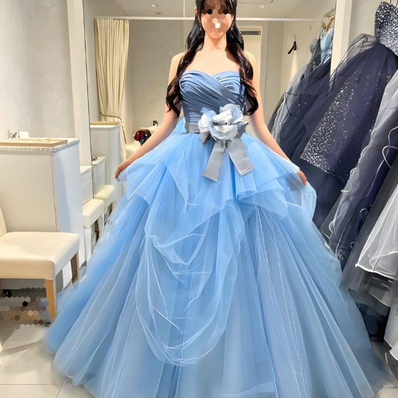 セール 美品  カラードレス  水色  チュール  グリッター 送料込 カラードレス 爽やかで優しいブルー ベアトップ キラキラグリッター