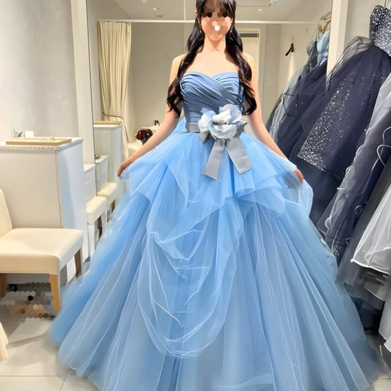 カラードレス 爽やかで優しいブルー スリット ベアトップ 編み上げ