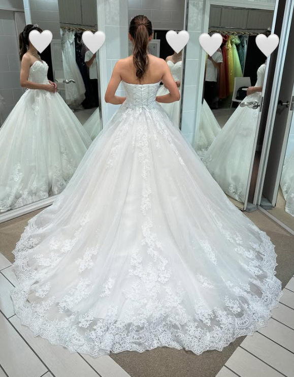 ウェディングドレス　グリッタードレス 0011e498d5ae32237a9e7bacb387ec