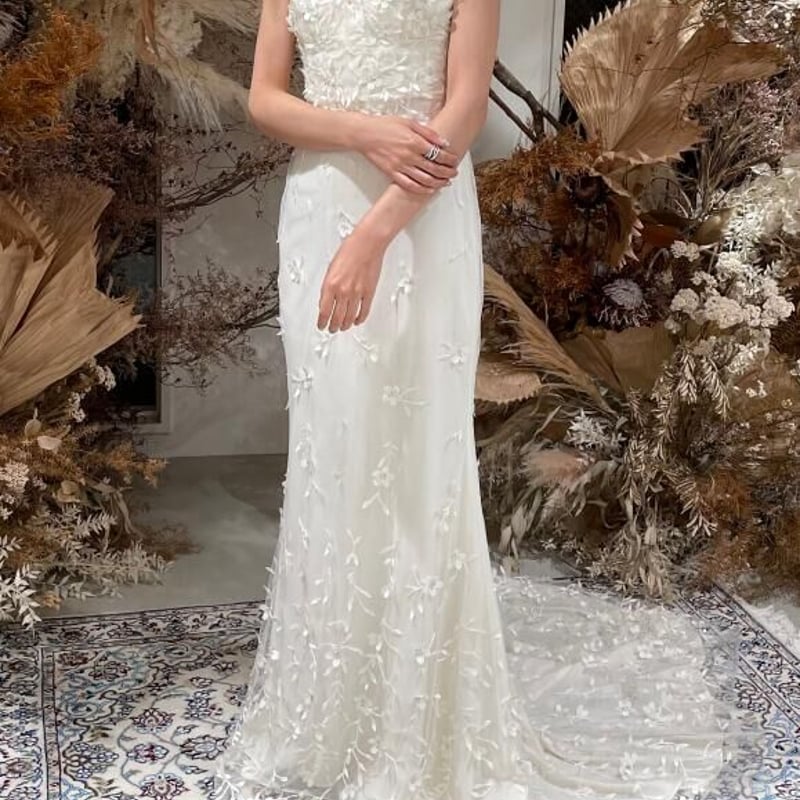 高品質！リーフ刺繍 ウエディングドレス オフホワイト マーメイド  