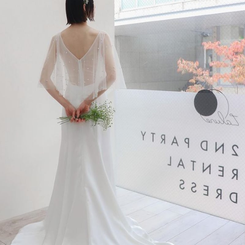 高品質！ ウエディングドレス 純白 背中見せ ふわふわ袖 優雅な  