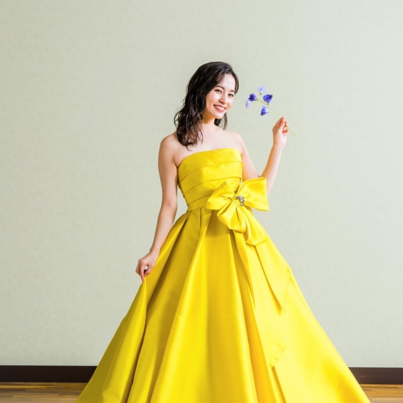 カラードレス ナチュラル イエロー スレンダーライン 光沢サテン  