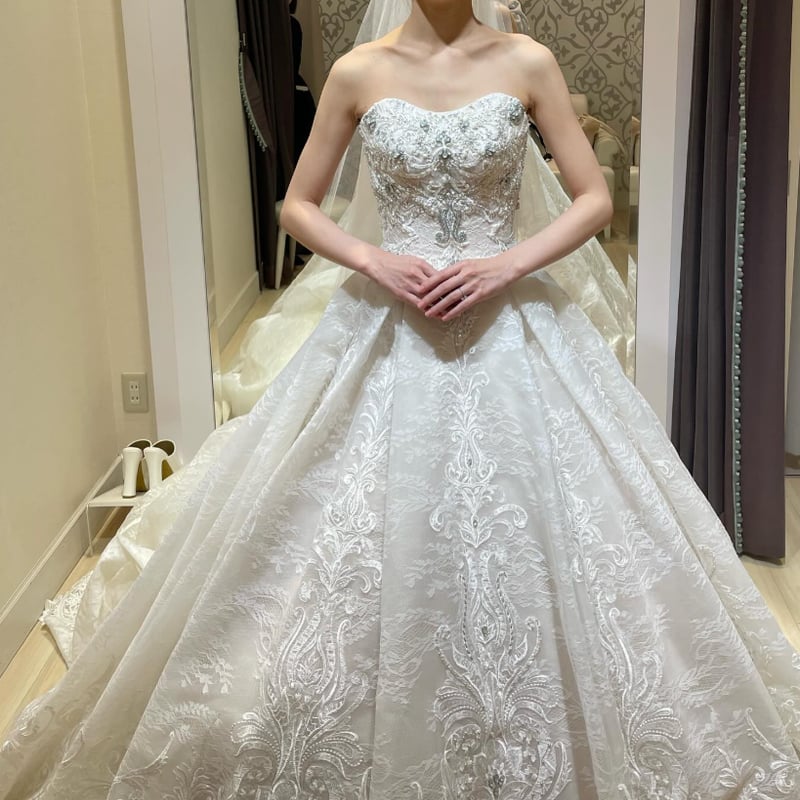 ウエディングドレス オフホワイト ロングベール ベアトップ 韓国風