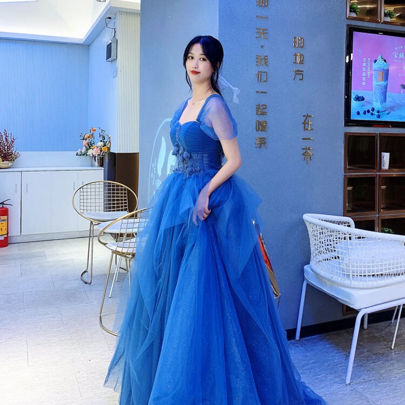 美品！カラードレス 青 オフショル プリンセスライン 可愛い