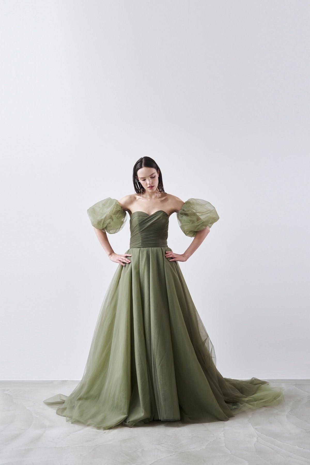 グリーン クロスデザイン ドレス NEW DRESS】KRINOS khaki＜クリノスカーキ＞ - Le Mariage