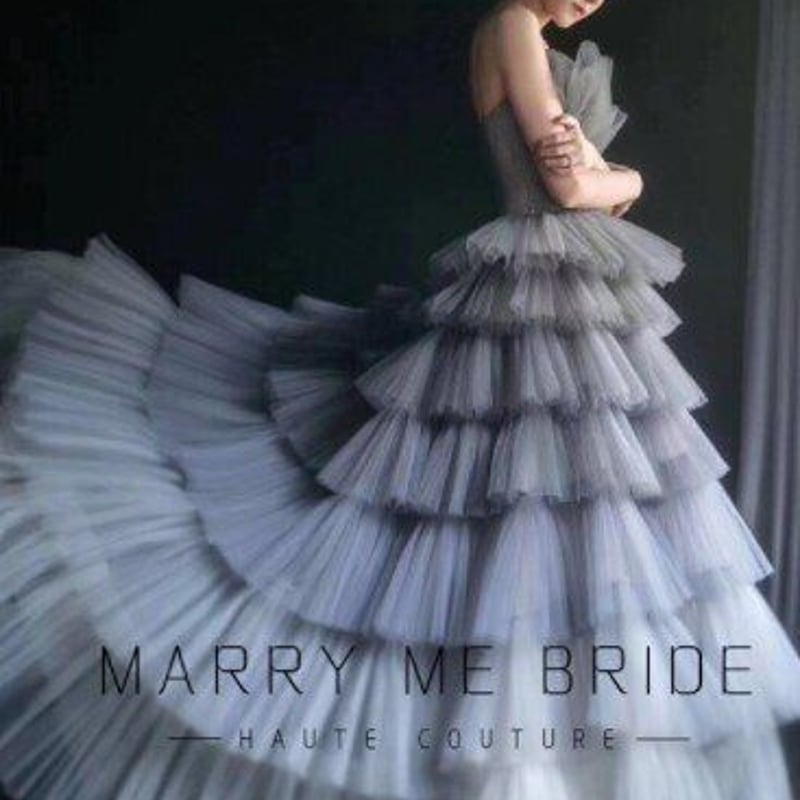 豪華！ パーティードレス グレー ベアトップ キャミソール 柔らかく  