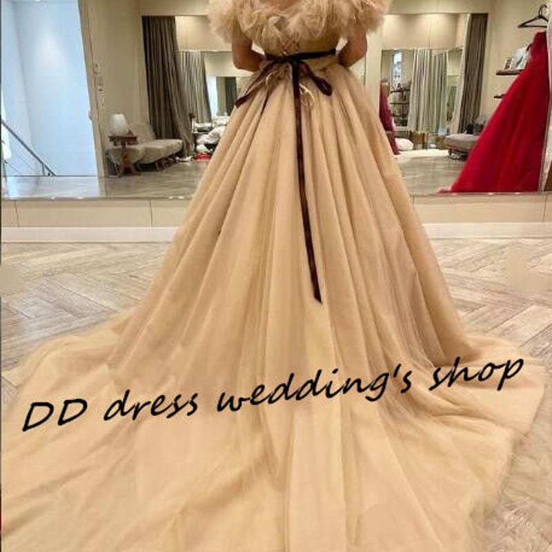 高品質！ベージュ カラードレストレーン 取り外しオフショルダー  