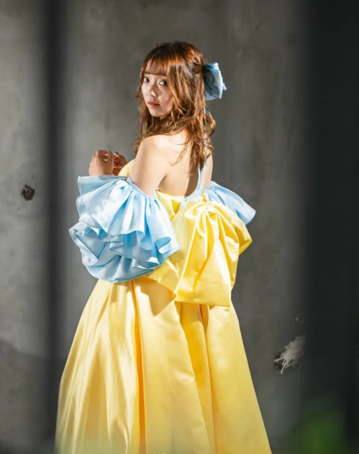 パーティードレス フリル袖 イエロー プリンセスライン ふっくら柔らか
