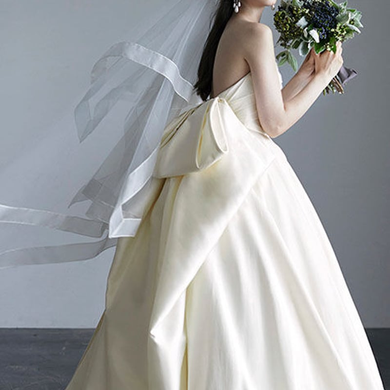 高品質！ ウエディングドレス ロングトレーン ベアトップ オフホワイト  