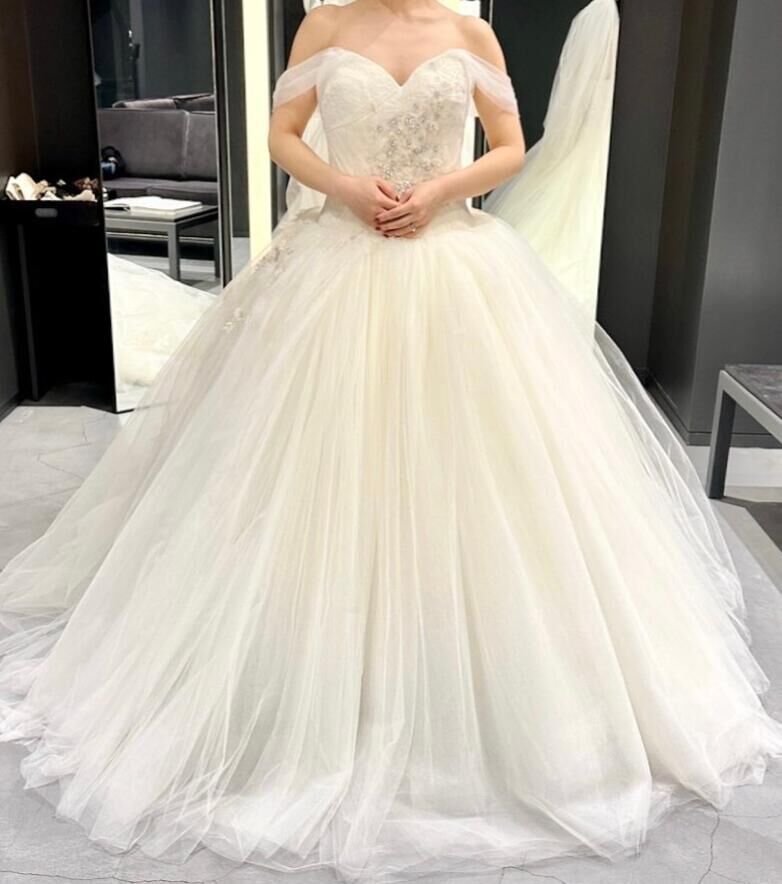 豪華！ ウエディングドレス 取り外しオフショルダー 柔らかく重ねた  