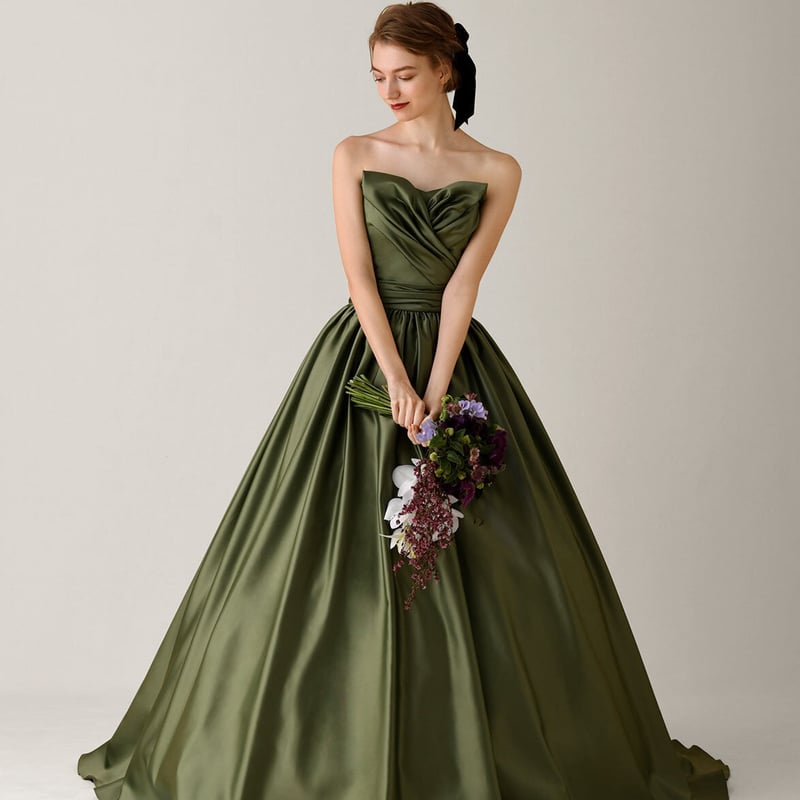 パーティードレス 深めな緑 ベアトップ 光沢感 大人っぽい /謝恩会  