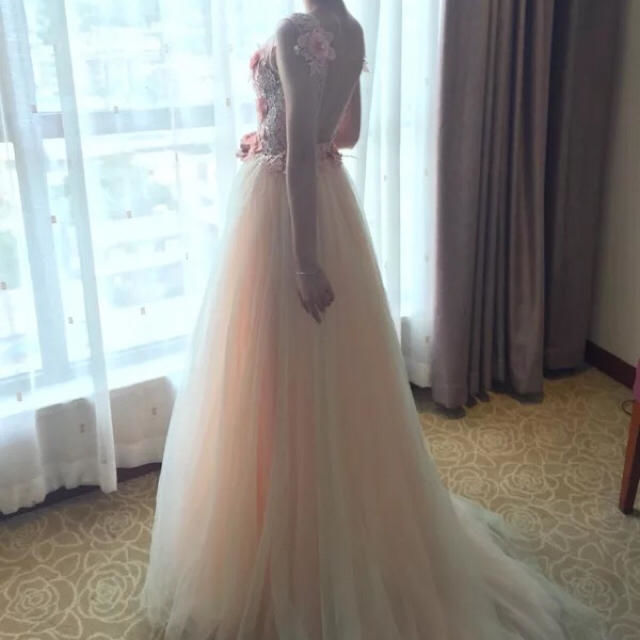 優雅花刺繍ウェディングドレス オレンジ プリンセス風 素敵！ ドレス  