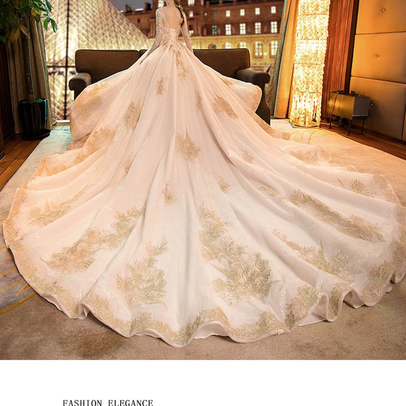 カラードレス 薄シャンパンの色 キラキラチュール レース ビジュー  