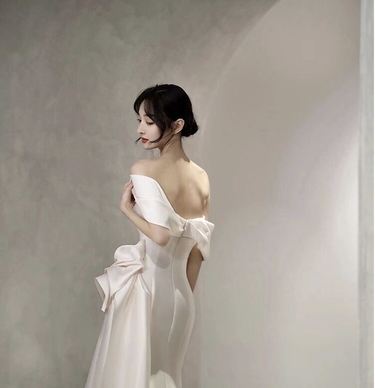 【♡】エレガントなドレスコーディネート カラードレス 黒 光沢サテン ベアトップ トレーン エレガント